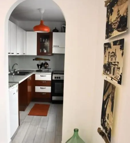 Casa Iride, Con Grazioso Giardino